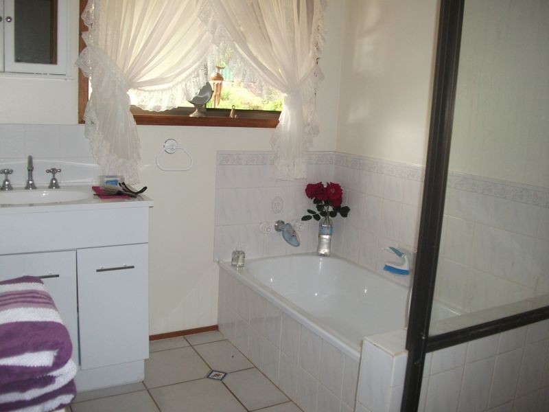 31 Tessmanns Road, Kingaroy QLD 4610