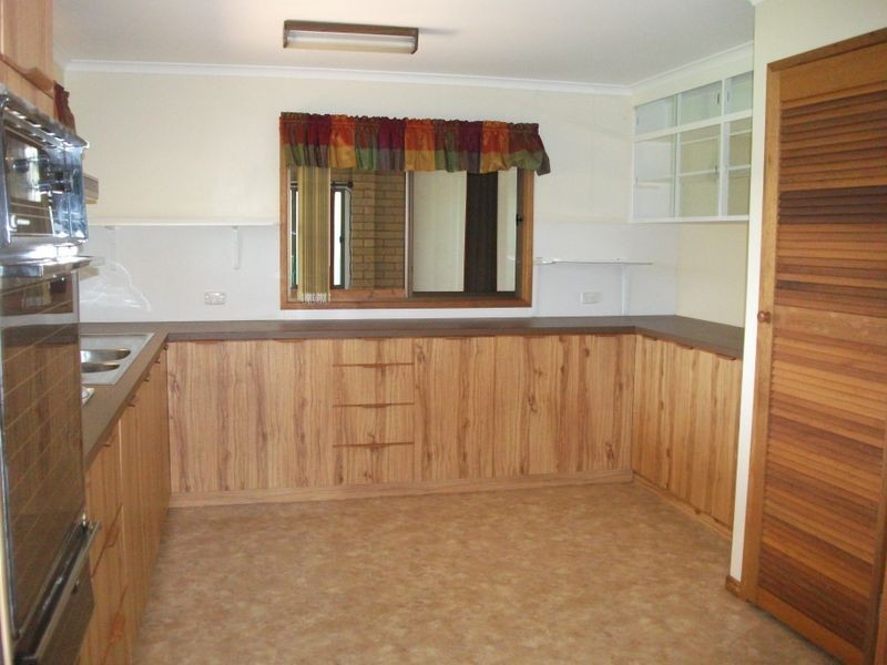 10 Gladys Street, Kingaroy QLD 4610