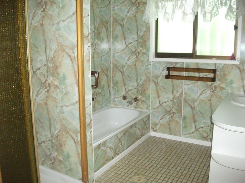 10 Gladys Street, Kingaroy QLD 4610