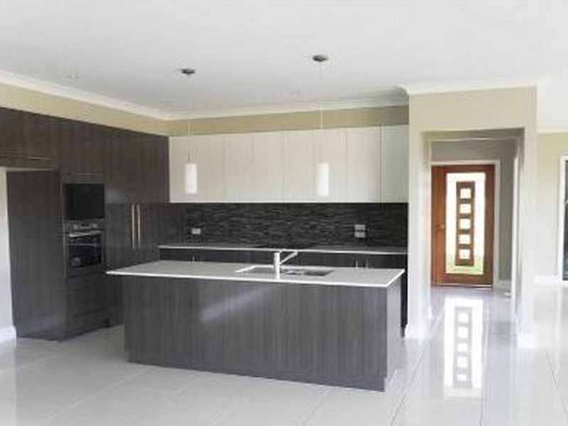 73 Cowie Drive, Kingaroy QLD 4610