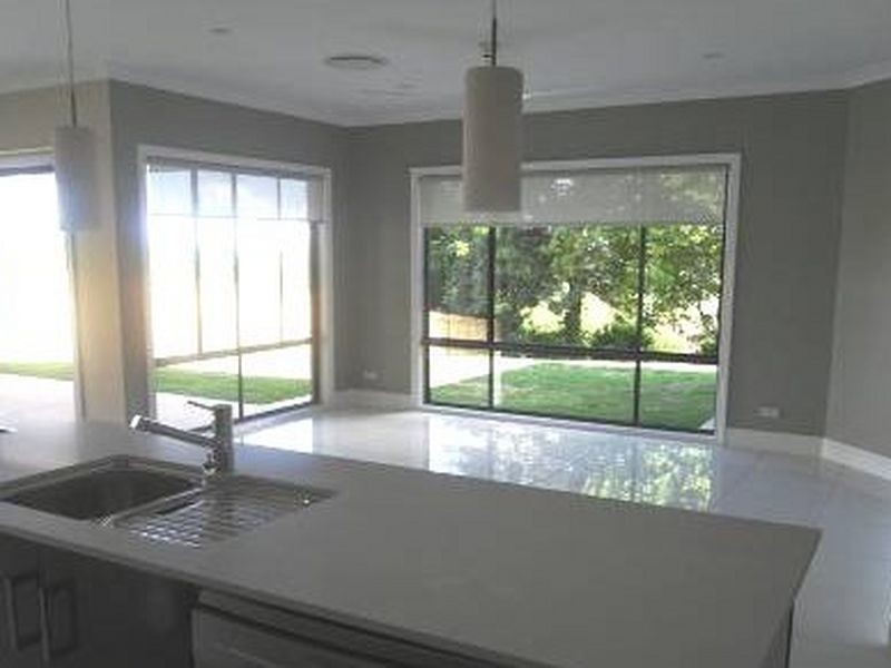 73 Cowie Drive, Kingaroy QLD 4610