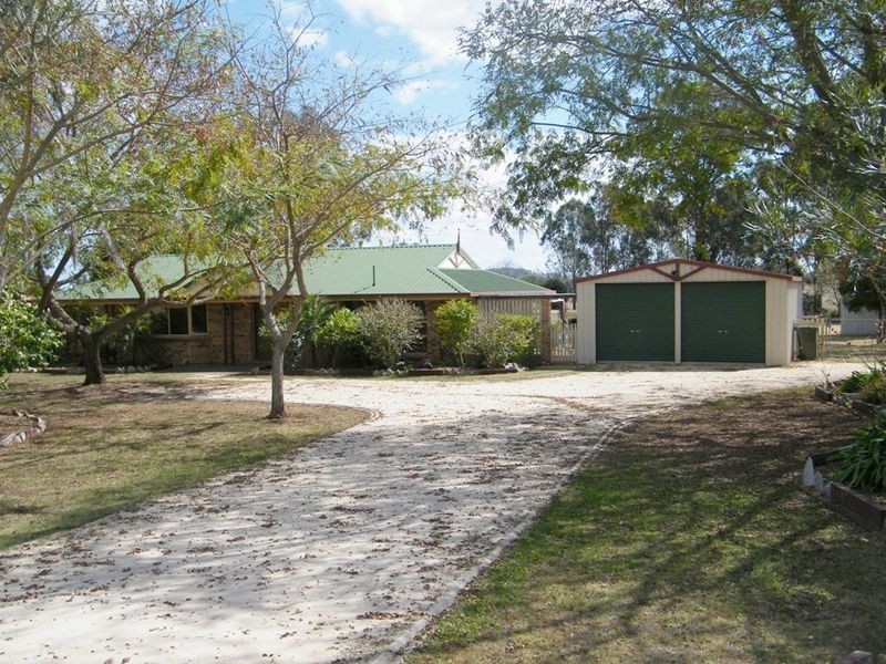 21 Keith Shaw Drive, Kingaroy QLD 4610