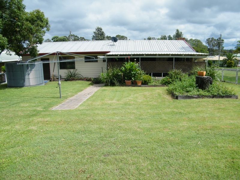 98-100 Pring Street, Wondai QLD 4606