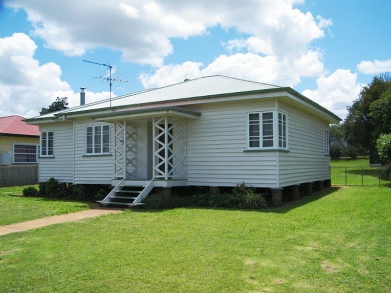 136 Doonkuna Street, Kingaroy QLD 4610