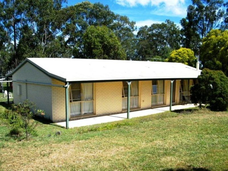 5 Church Street, Nanango QLD 4615