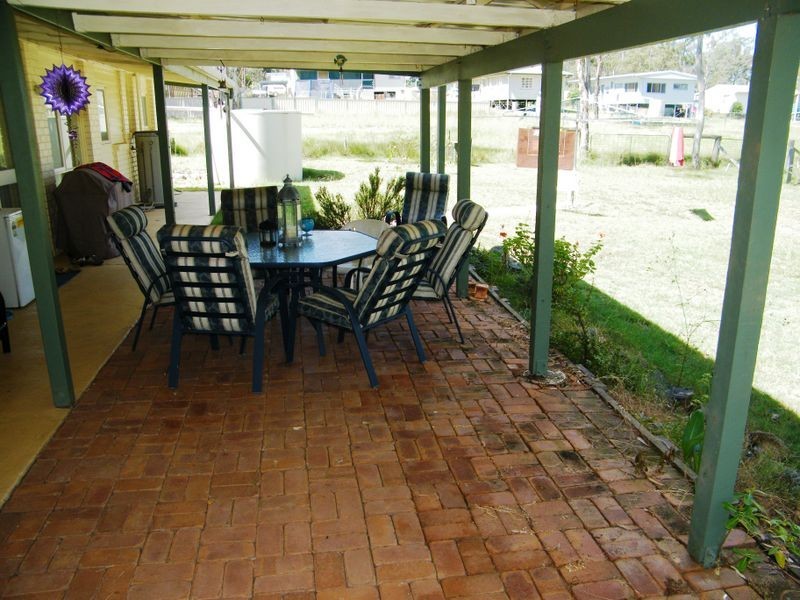 5 Church Street, Nanango QLD 4615