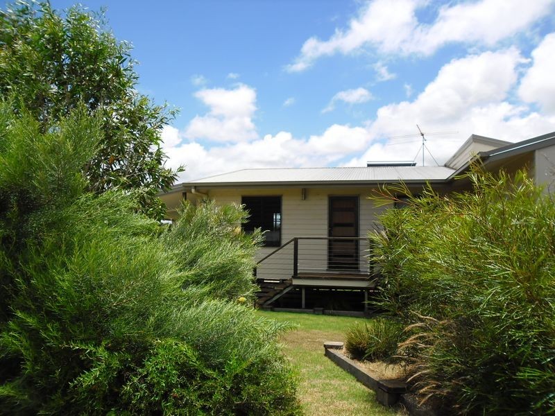 32 Frangipani Drive, Kingaroy QLD 4610