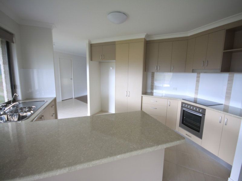 13 Premier Drive, Kingaroy QLD 4610