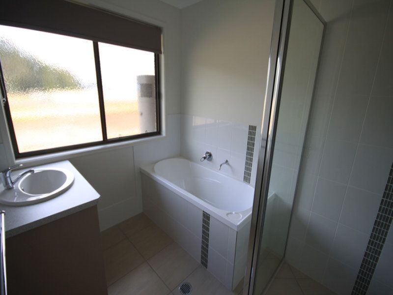 13 Premier Drive, Kingaroy QLD 4610