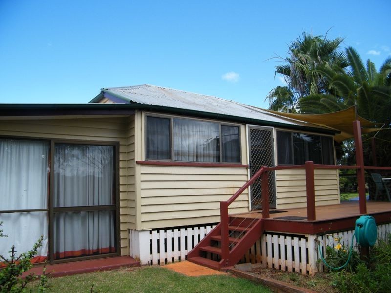 48 King Street, Memerambi QLD 4610