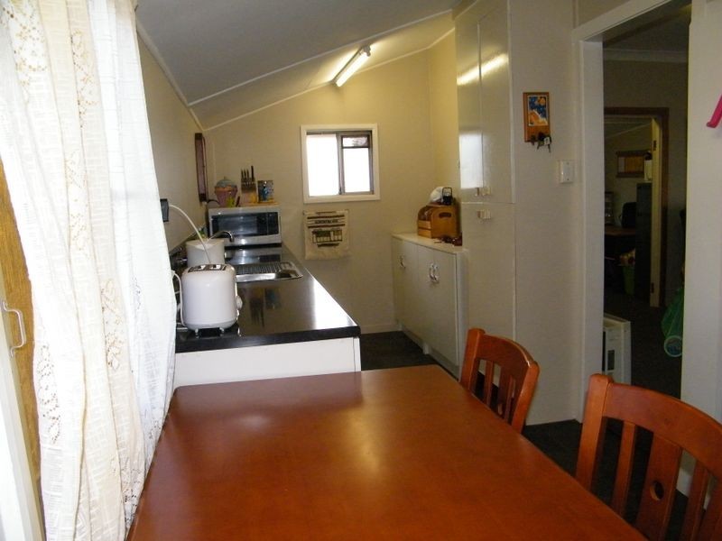 48 King Street, Memerambi QLD 4610