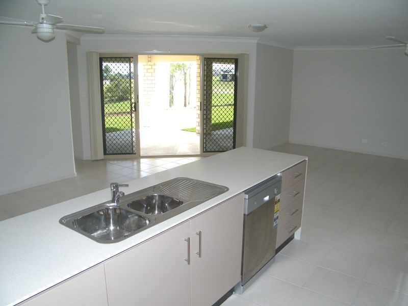 1 Wallum Close, Kingaroy QLD 4610