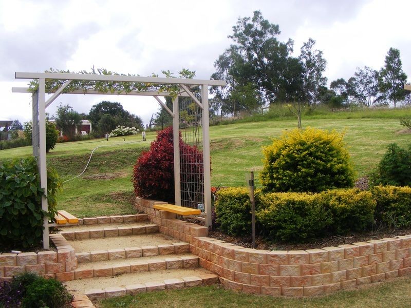 39 Magnussens Drive, Tingoora QLD 4608