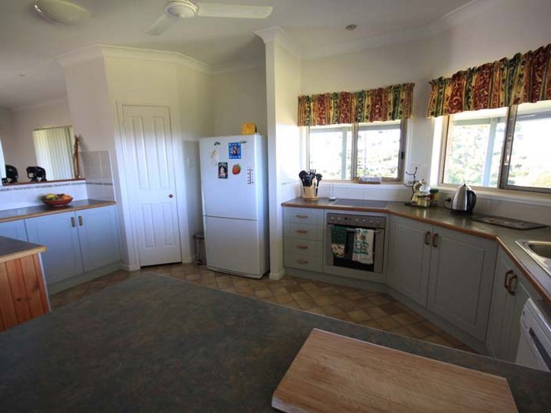 1 Sonaree Drive, Kingaroy QLD 4610