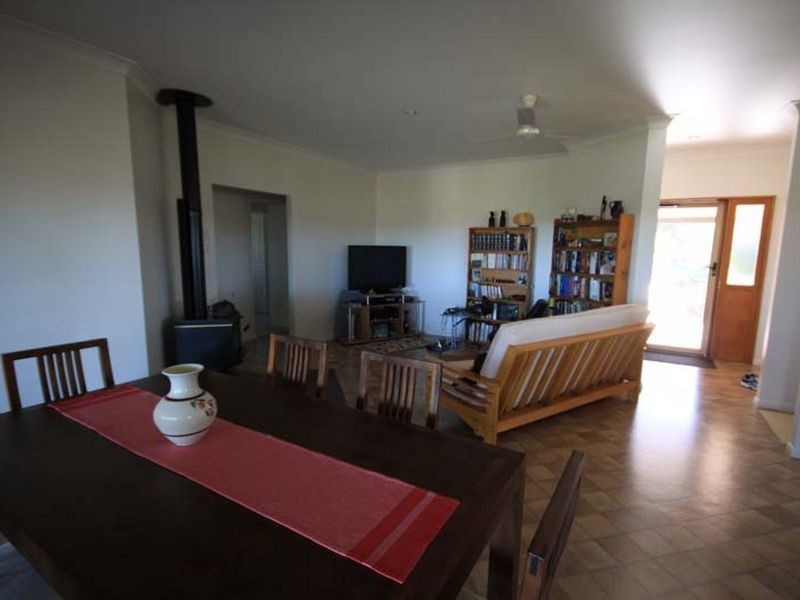 1 Sonaree Drive, Kingaroy QLD 4610