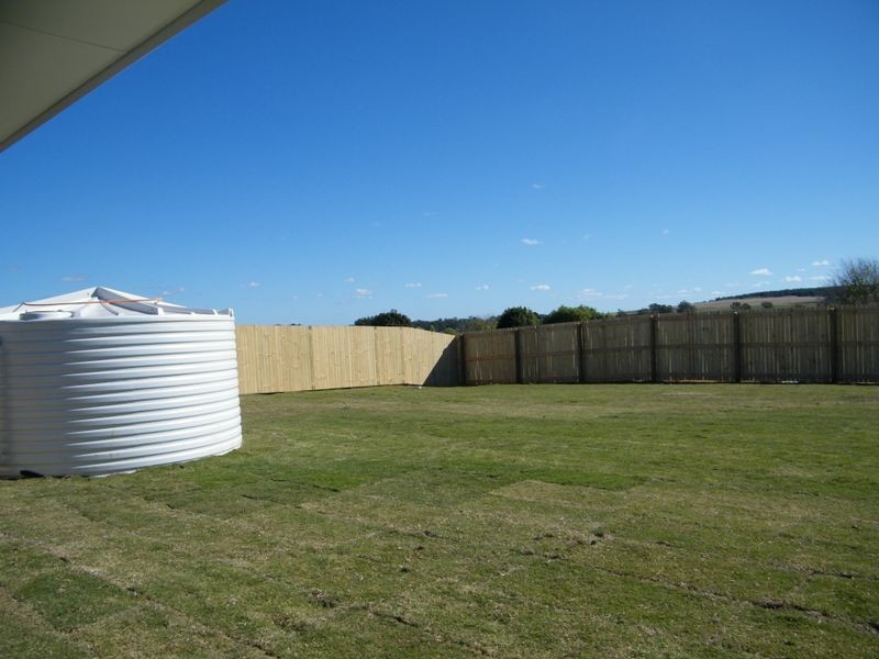 1 @ 11 Tessmanns Road, Kingaroy QLD 4610