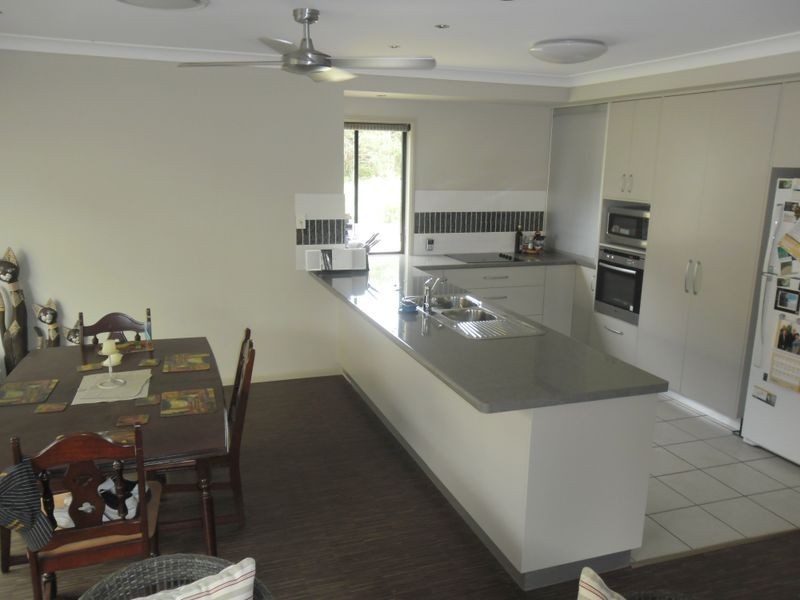 14-16 Premier Drive, Kingaroy QLD 4610