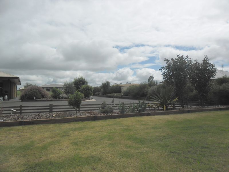 14-16 Premier Drive, Kingaroy QLD 4610