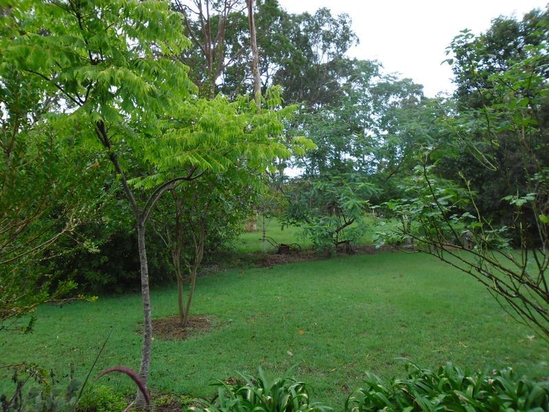 11 Jonelle Street, Taabinga QLD 4610