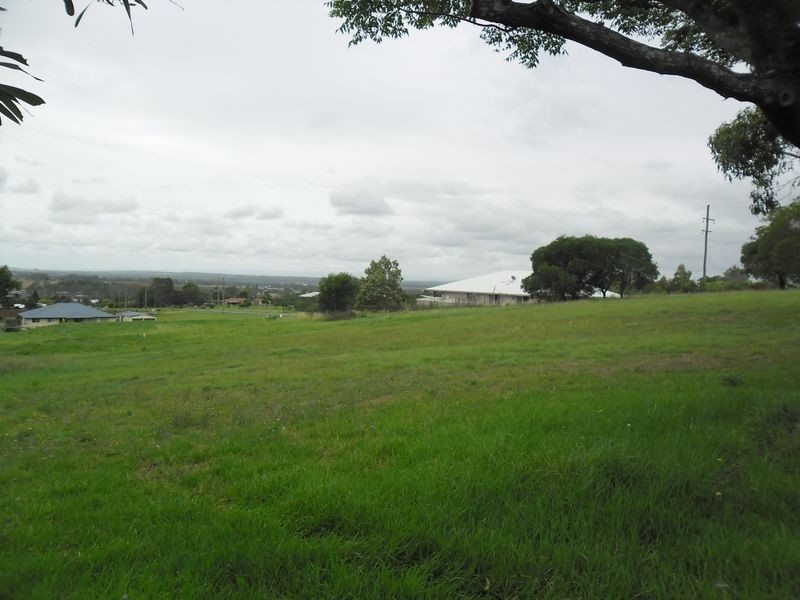 41 Sonaree Drive, Kingaroy QLD 4610