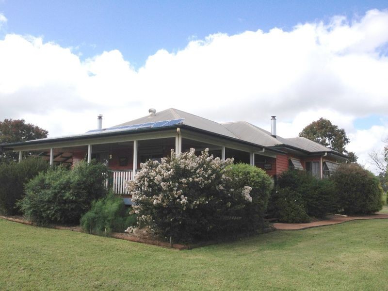 32 Transmitter Road, Wooroolin QLD 4608