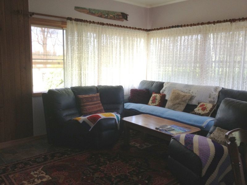 32 Transmitter Road, Wooroolin QLD 4608
