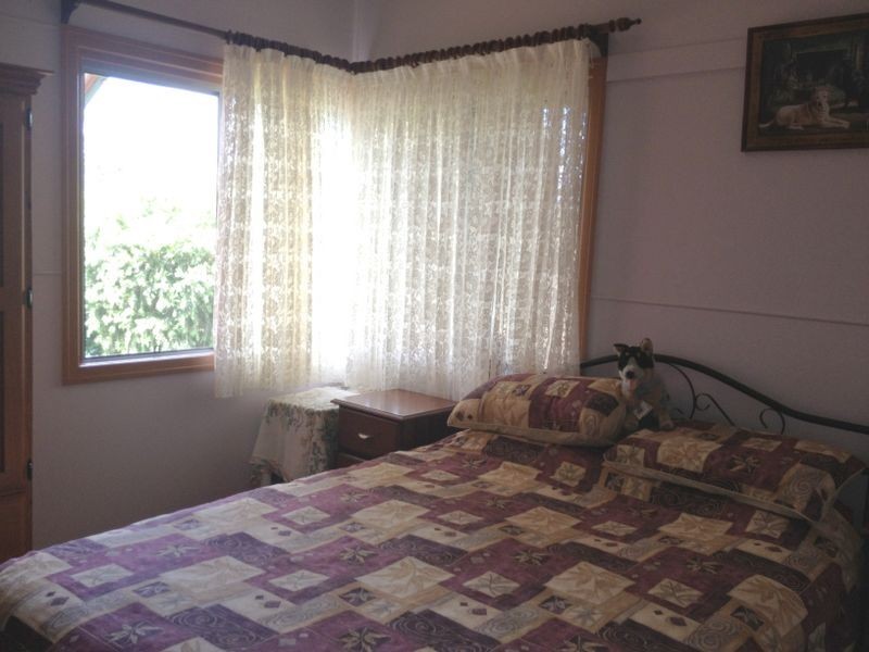 32 Transmitter Road, Wooroolin QLD 4608