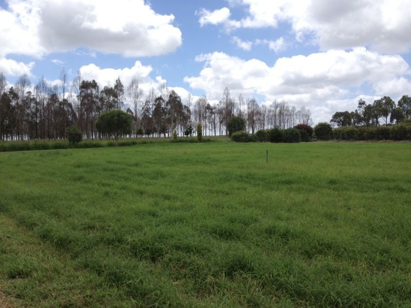 32 Transmitter Road, Wooroolin QLD 4608