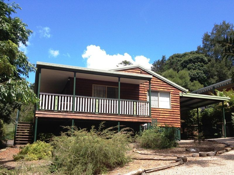 15 Bunya Avenue, Bunya Mountains QLD 4405