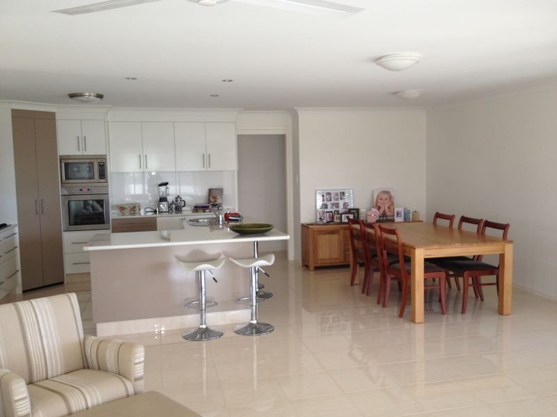 25 Bridgeman Parade, Kingaroy QLD 4610