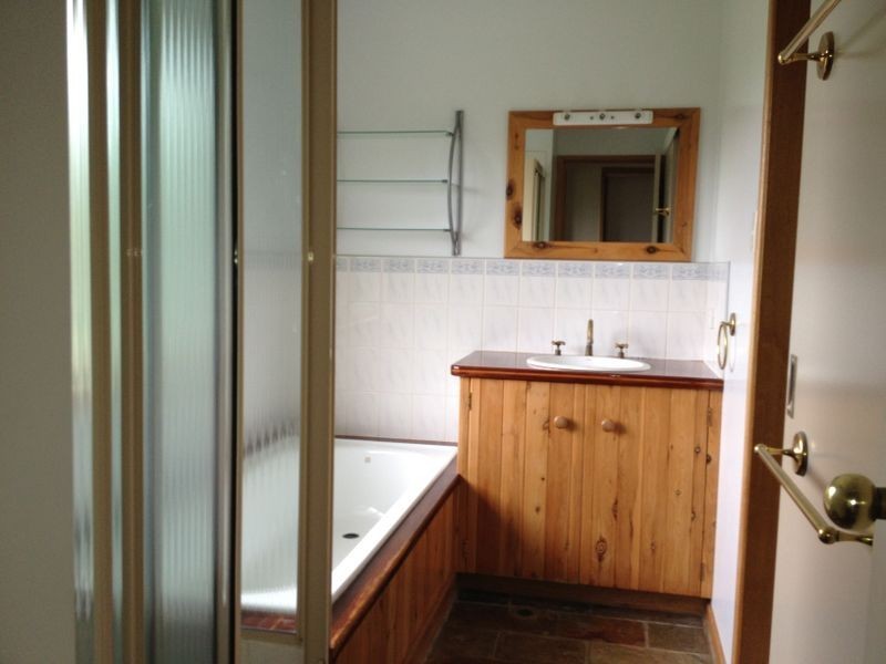 17 Bella Vista Avenue, Kingaroy QLD 4610