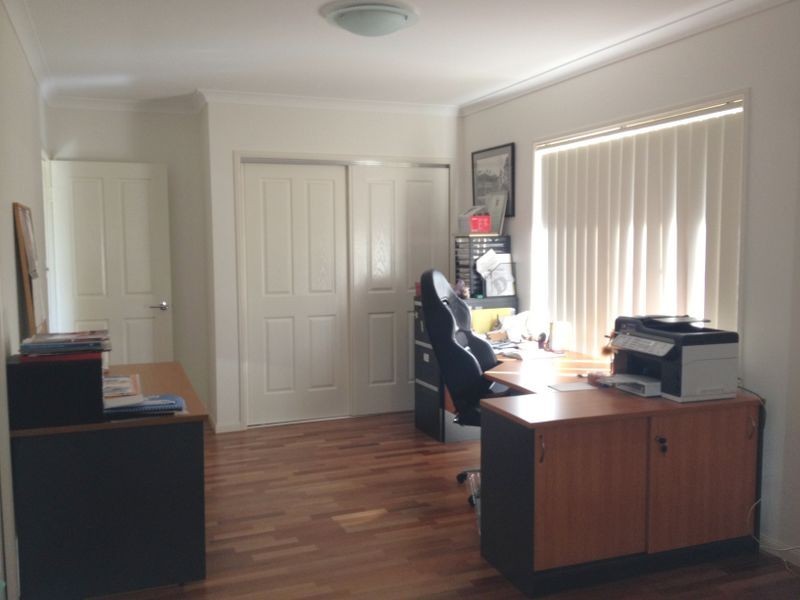 13-15 Peregrine Drive, Kingaroy QLD 4610