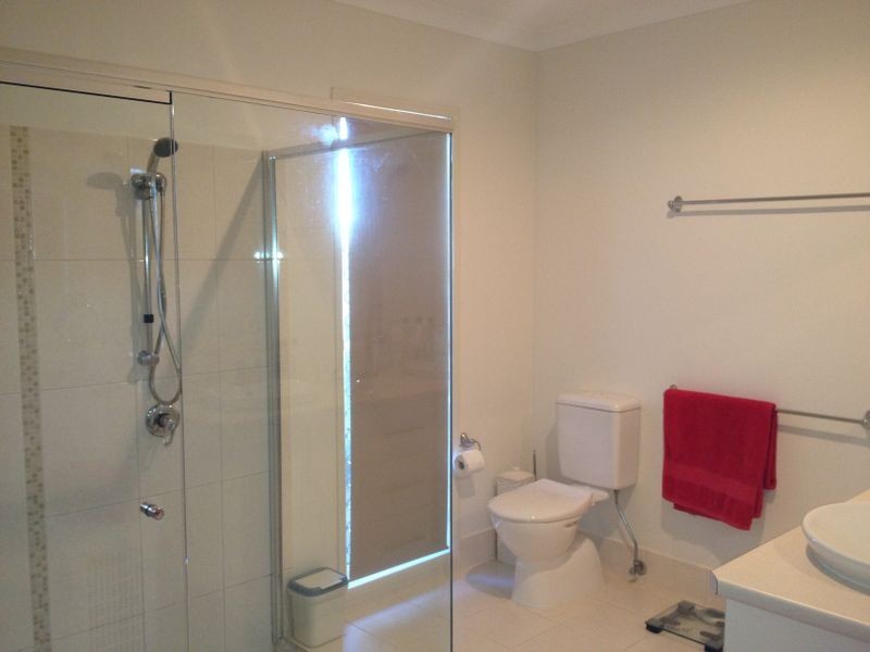 13-15 Peregrine Drive, Kingaroy QLD 4610