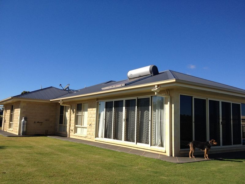 13-15 Peregrine Drive, Kingaroy QLD 4610