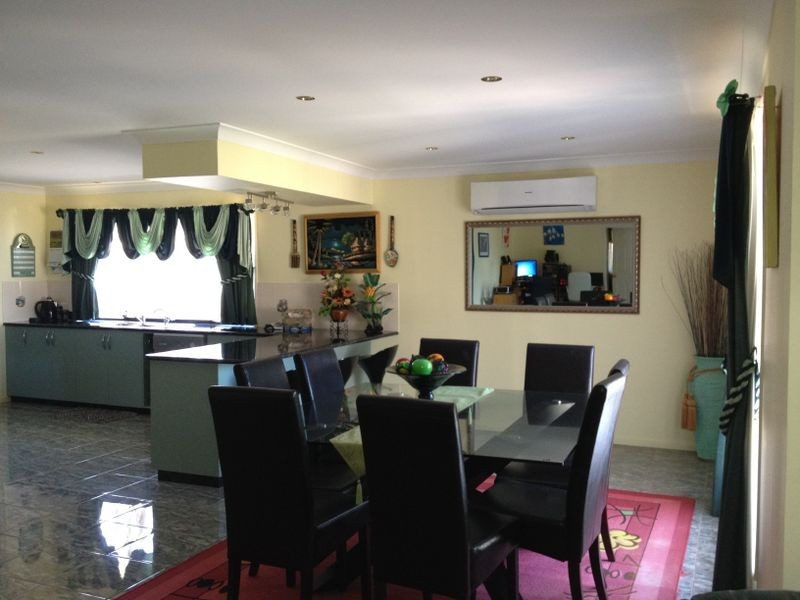 27 Adermann Drive, Kingaroy QLD 4610