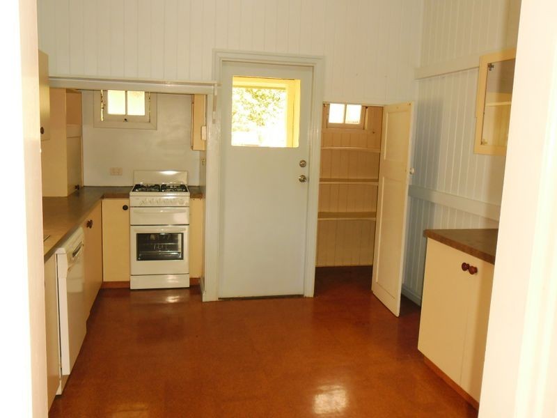65 Haly Street, Kingaroy QLD 4610