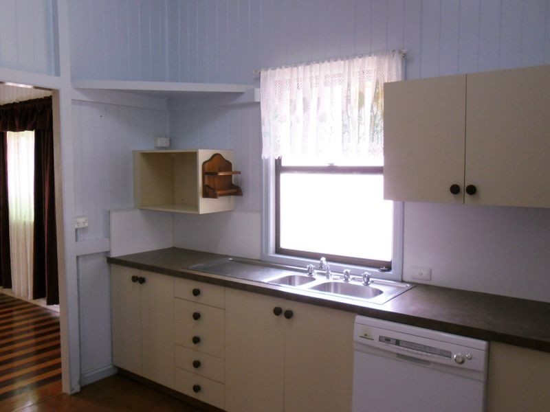 65 Haly Street, Kingaroy QLD 4610
