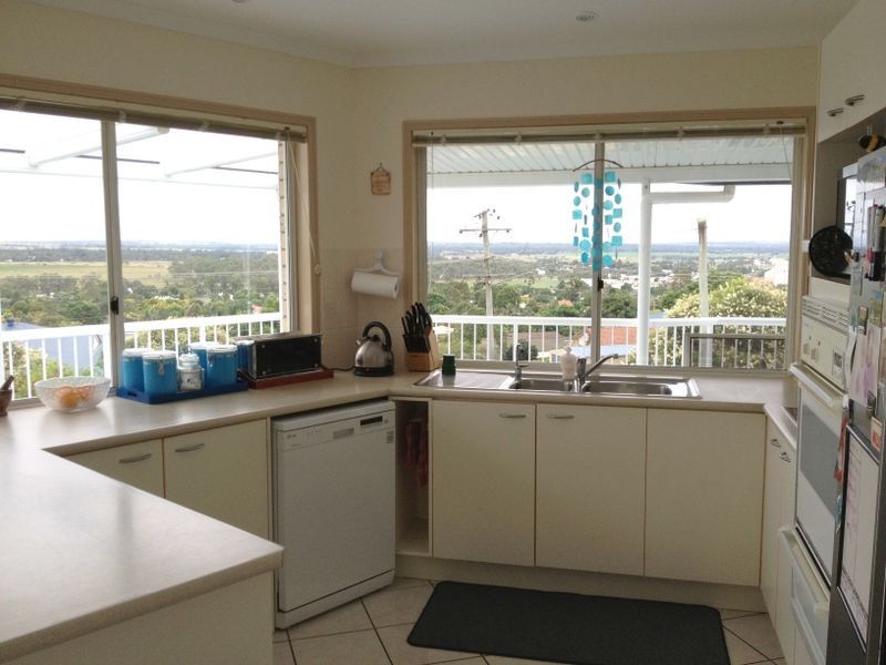 38 Adermann Drive, Kingaroy QLD 4610