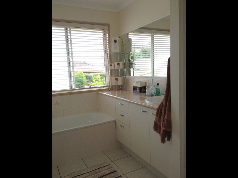 38 Adermann Drive, Kingaroy QLD 4610