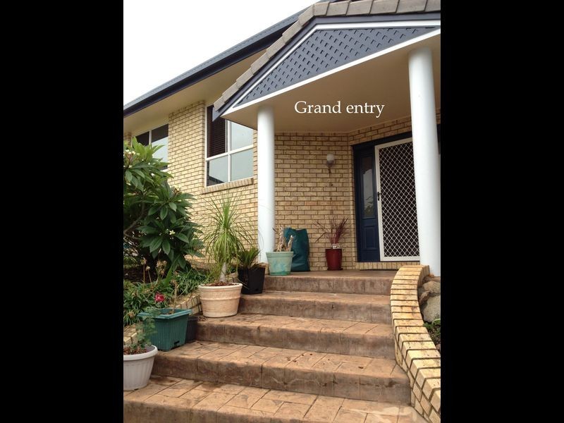 38 Adermann Drive, Kingaroy QLD 4610