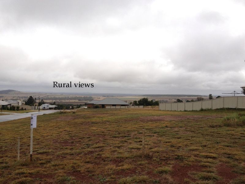 33 Bridgeman Parade, Kingaroy QLD 4610