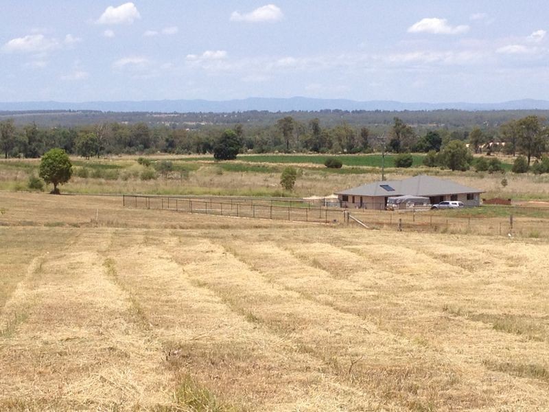 3 Crows Ash Crescent, Kingaroy QLD 4610