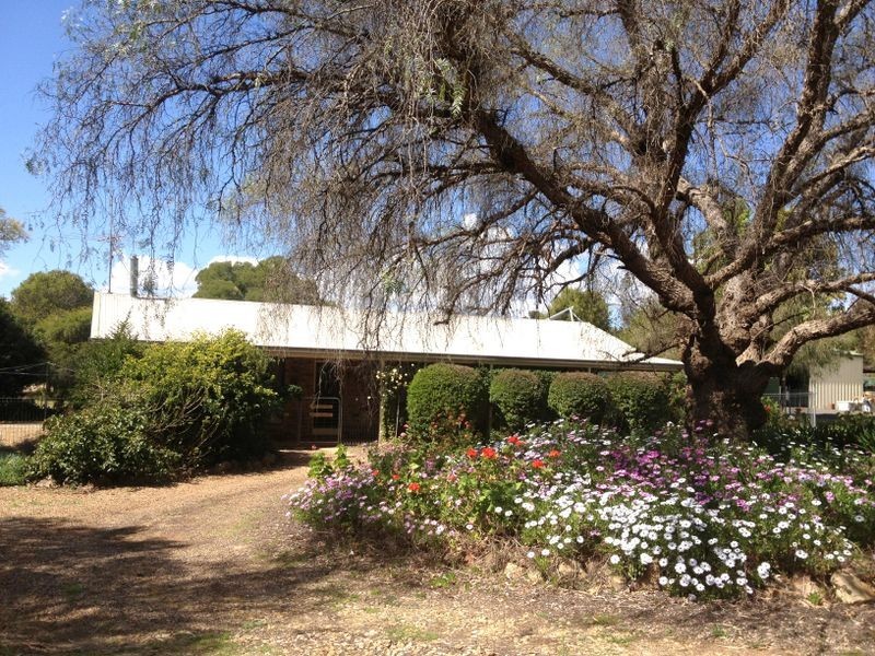 347 Izzards Road, Nanango QLD 4615
