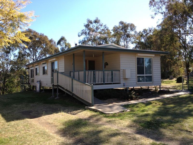 122 Lilian Avenue, Ellesmere QLD 4610