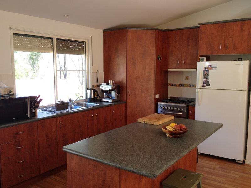 122 Lilian Avenue, Ellesmere QLD 4610