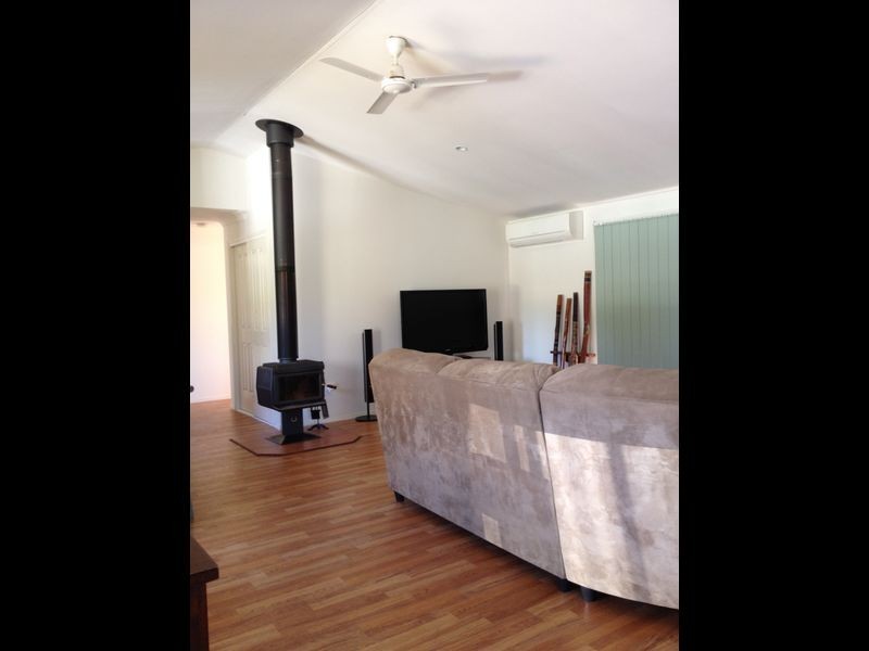 122 Lilian Avenue, Ellesmere QLD 4610
