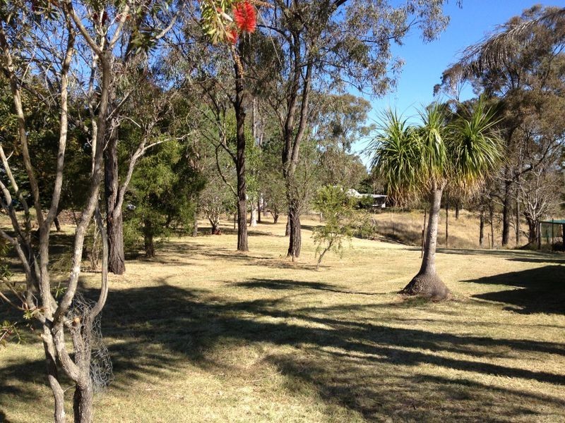 122 Lilian Avenue, Ellesmere QLD 4610