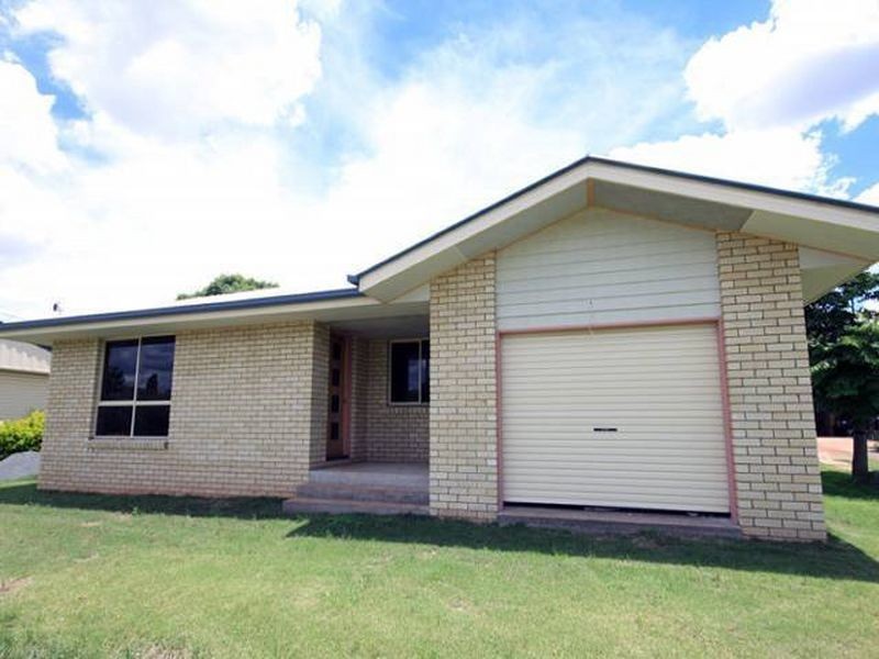 14 Jubilee Street, Kingaroy QLD 4610