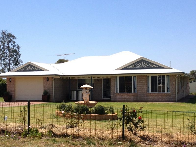 30 Sonaree Drive, Kingaroy QLD 4610