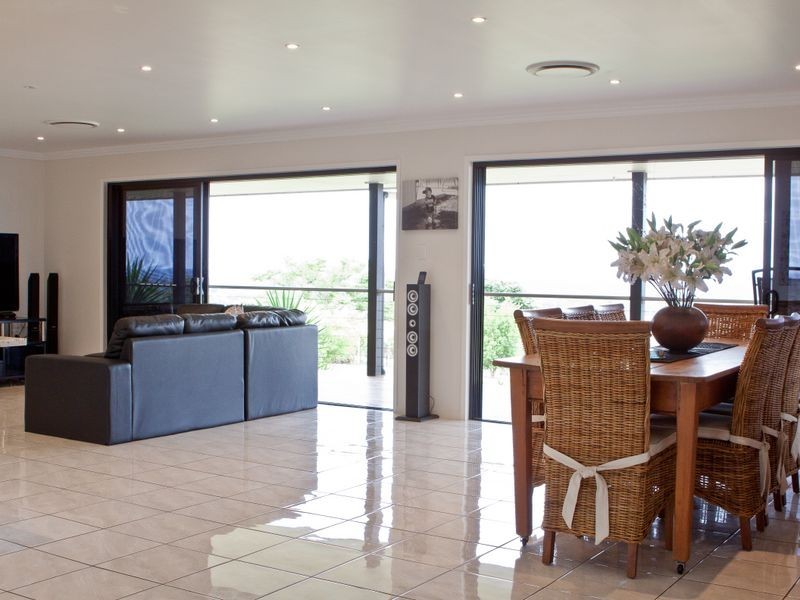 12 Meek Street, Tingoora QLD 4608